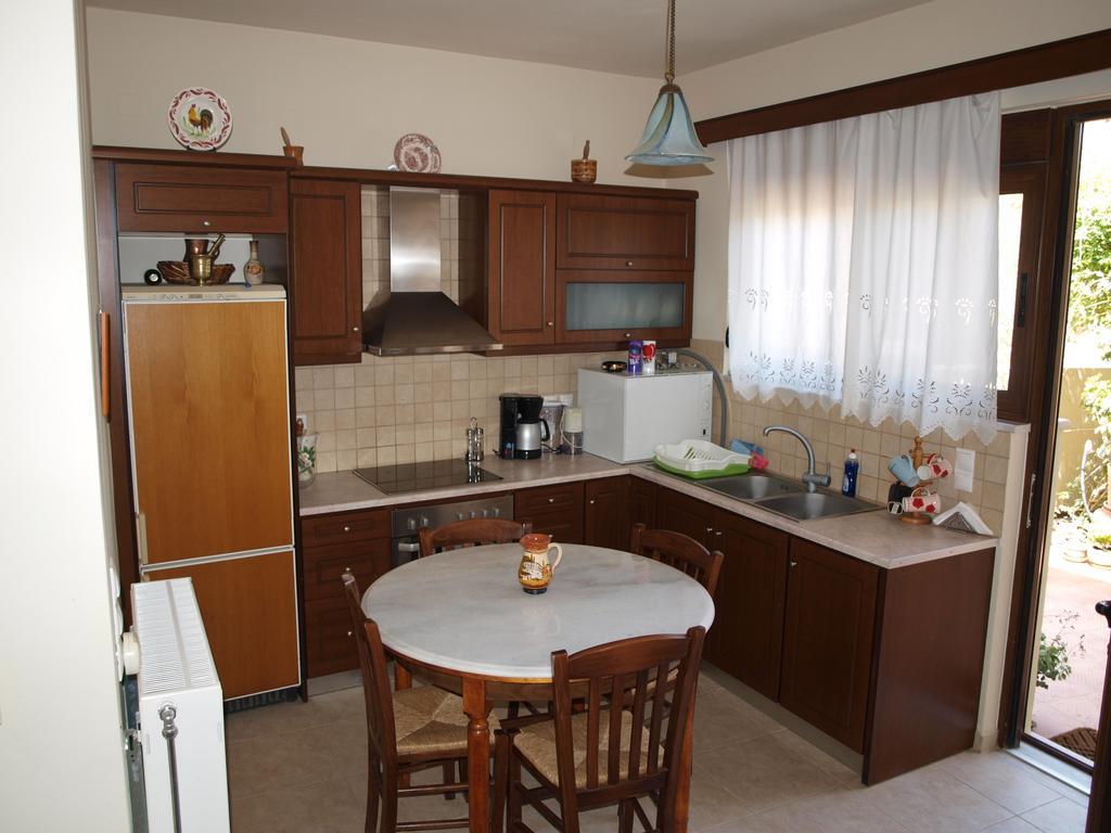 Villa Helidoni Pondikiana Pokoj fotografie